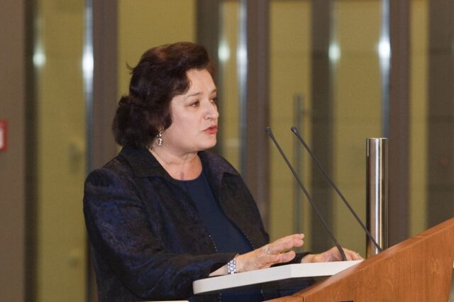 Γιαννάκου: Χωρίς ανάπτυξη, οι Έλληνες θα πεθάνουν