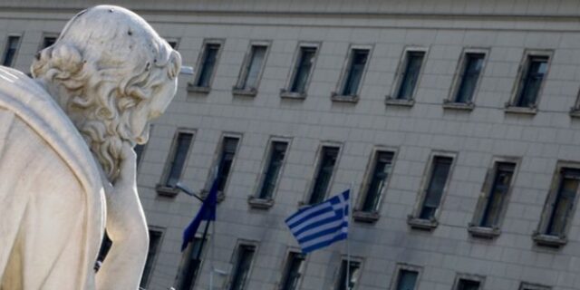 Η μάχη της Ελλάδας με τον χρόνο