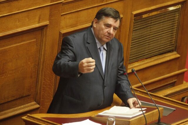 Καρατζαφέρης: Το Μνημόνιο δε λύνει τα προβλήματα της χώρας