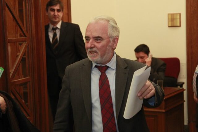 Παράθυρο για εξαιρέσεις ανέργων από τη μείωση επιδόματος