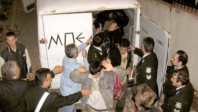 Εξαρθρώθηκε κύκλωμα μεταφοράς μεταναστών