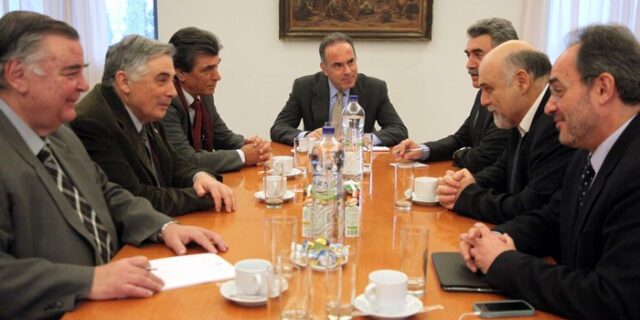 Κατηγορώ πρυτάνεων σε Διαμαντοπούλου