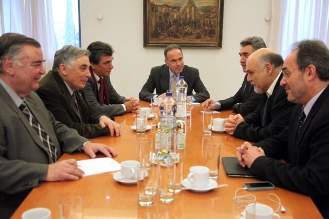 Κατηγορώ πρυτάνεων σε Διαμαντοπούλου