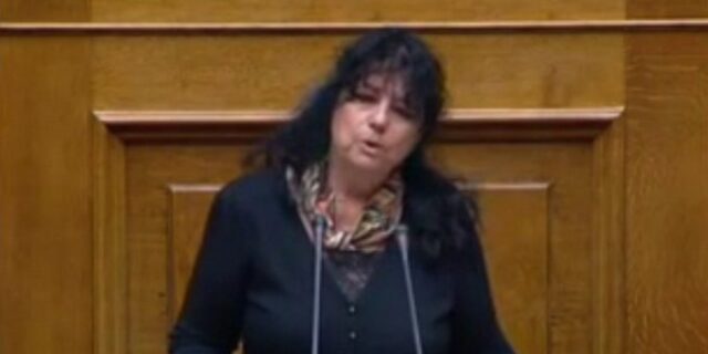 Βαγενά: Περπατήστε για να δείτε την Αθήνα της ντροπής