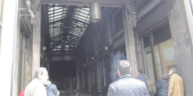 Απαλλάσσουν από δημοτικά τέλη τις λεηλατημένες επιχειρήσεις του κέντρου
