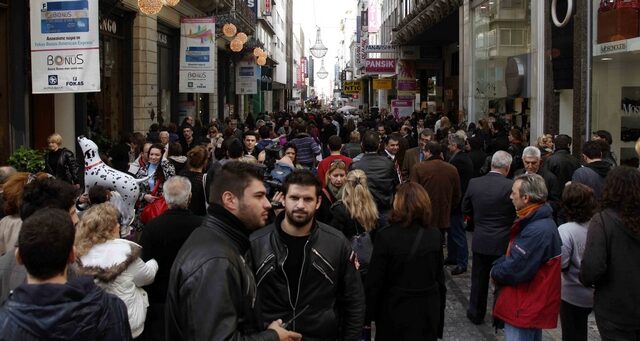 Πώς αμείβονται οι αργίες των Χριστουγέννων αλλά και οι Κυριακές που είναι ανοικτά τα καταστήματα