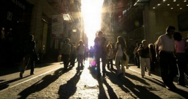 Η οικονομική απαισιοδοξία πλήττει το 80% των Ελλήνων