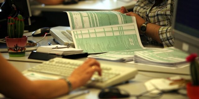 Παρατείνονται οι προθεσμίες για το Ε9