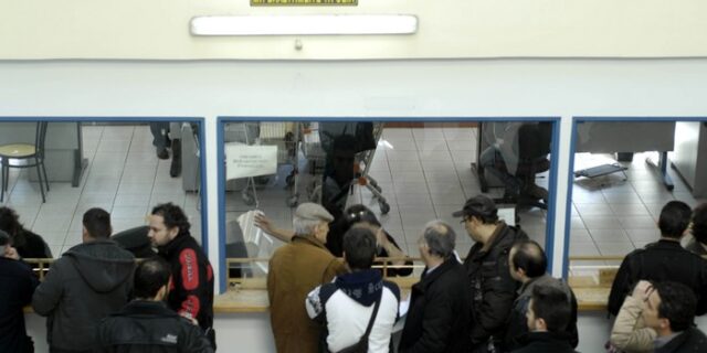 “Πέναλτι 500 ευρώ” για κάθε φορολογούμενο