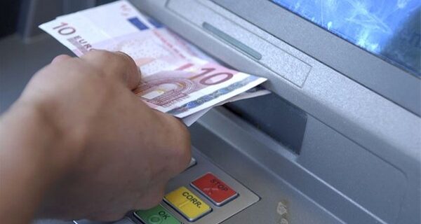 Κατασχέσεις ακόμα και για χρέη κάτω των 300 ευρώ