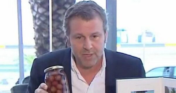 Ο Γκλέτσος θα μοιράσει δωρεάν λάδι και ελιές