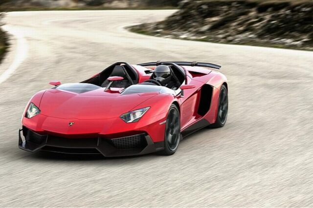 Lamborghini Aventador J. Μία και μοναδική