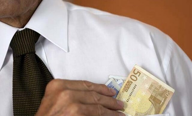 Πληρώσαμε 2,5 δισ. ευρώ σε επιδόματα και συντάξεις μαϊμού