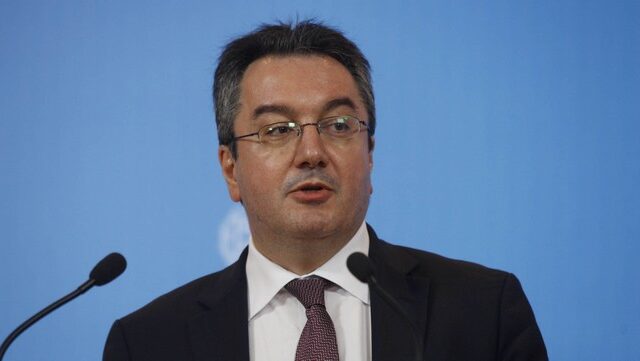 Μόσιαλος: “Διαφωνώ απολύτως με τη διακοπή λειτουργίας της ΕΡΤ”