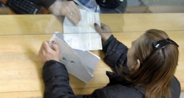 Παράταση έως τις 30 Απριλίου για τις ληξιπρόθεσμες οφειλές