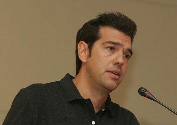 Επίθεση Τσίπρα σε ΚΚΕ και ΔΗΜΑΡ