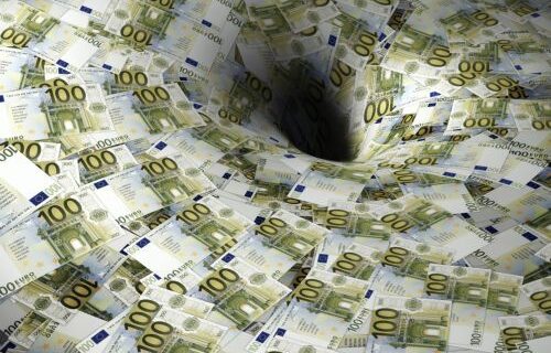 Πάνω από 5 δισ. οι οφειλές του κράτους σε ιδιώτες