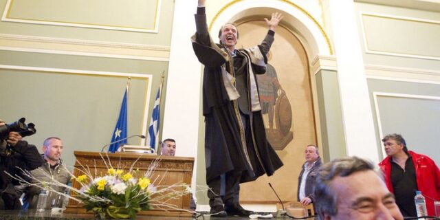 Ρομπέρτο Μπενίνι: “Η Ευρώπη χρωστά τα πάντα στους Έλληνες”