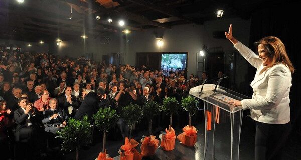 Μπακογιάννη: ΠΑΣΟΚ και ΝΔ είναι αδιόρθωτοι
