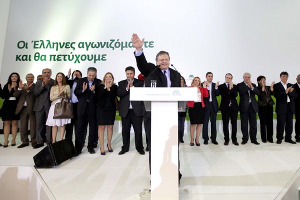 Βενιζέλος: “Αλαζόνες οι Σαμαράς, Τσίπρας, Κουβέλης”