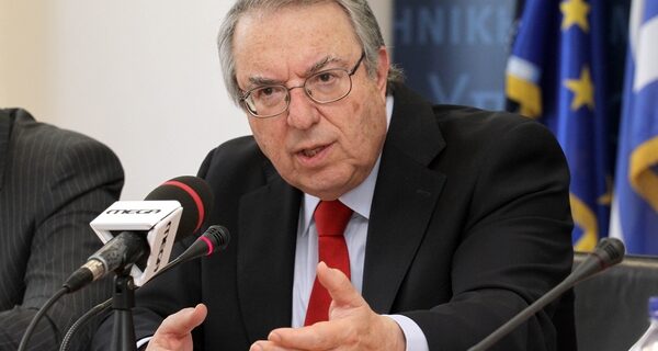 Αποσύρθηκε η τροπολογία για τις απολύσεις ιδιωτικών εκπαιδευτικών