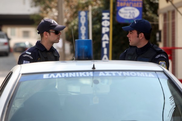 “Φρουρούμενες” όλο το 24ωρο οι εφορίες