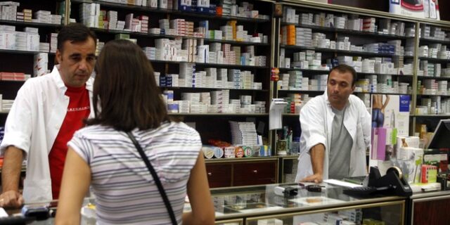Αδυνατεί να αγοράσει φάρμακα το 90% των Ελλήνων