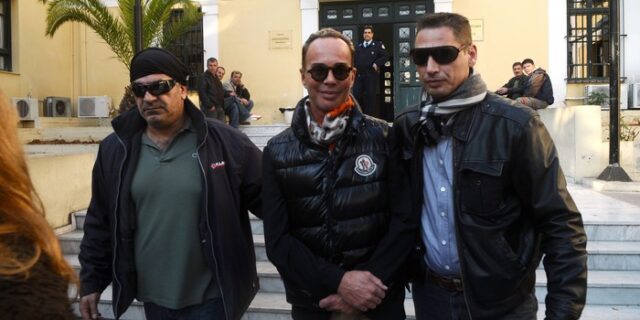 Καρέ της σύλληψης για το Λάκη Γαβαλά