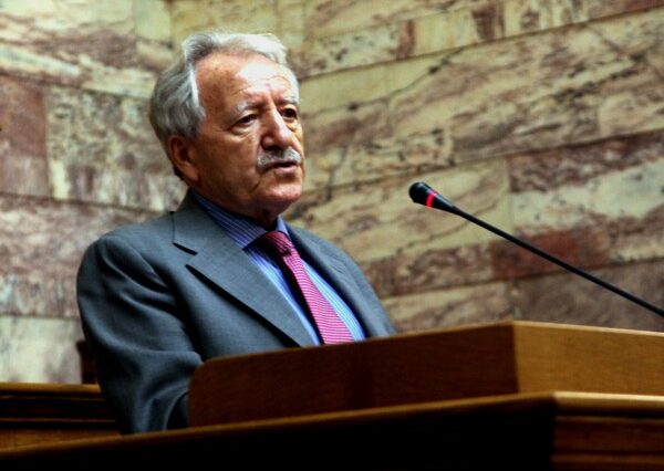 Δεν κατεβαίνει στις εκλογές ο Κώστας Γείτονας