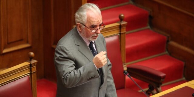 “Μαϊμού” επιδόματα σε 200.000 πολίτες