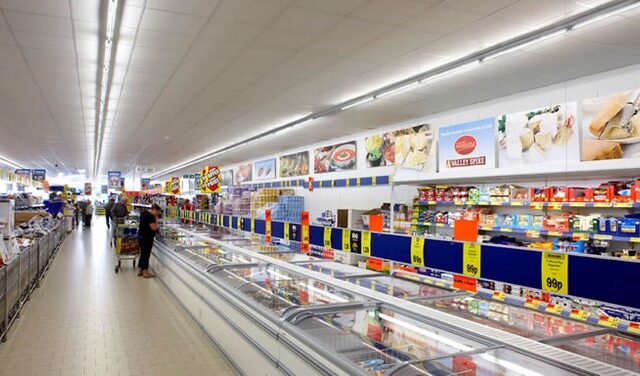 Lidl: Τα νωπά αρνιά μας προέρχονται από πιστοποιημένο Έλληνα προμηθευτή