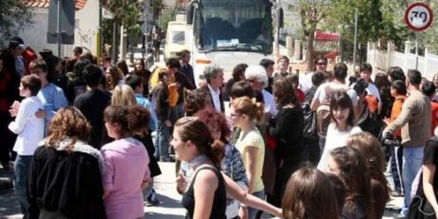 Αυξημένα μέτρα για τις σχολικές εκδρομές