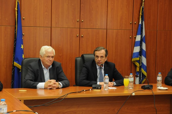 Σαμαράς: “Πρέπει να κρατήσουμε τους νέους στην Ελλάδα”
