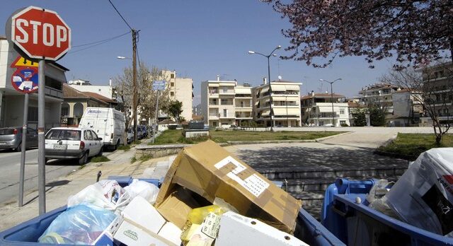 Σκουπίδια: Η πιο καλοπληρωμένη και μακροβιότερη σαπουνόπερα της Ελλάδας