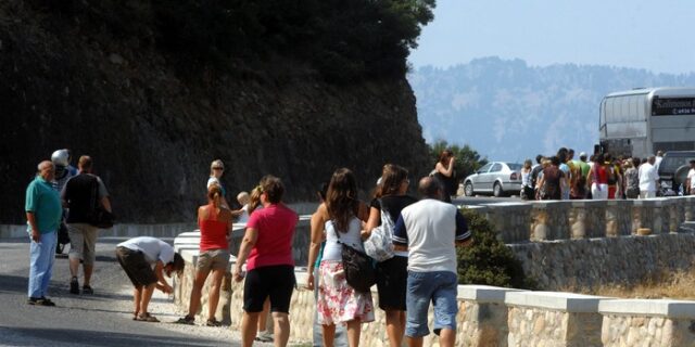 “Δεν υπάρχει σχέδιο για τον ελληνικό τουρισμό”