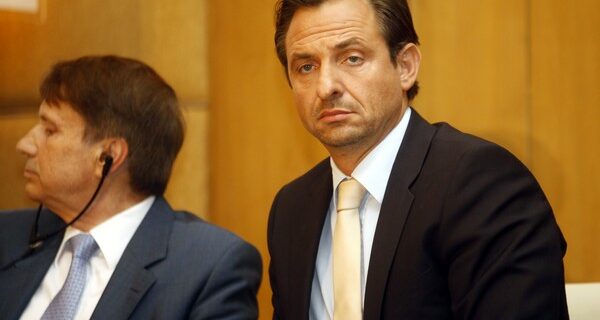 Χατζημαρκάκης: “Οικουμενική κυβέρνηση υπό τον Παπαδήμο”