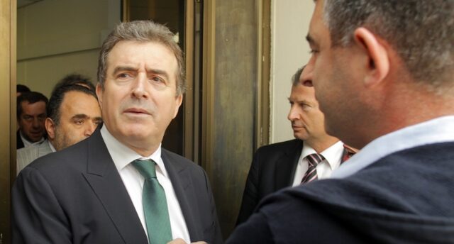Επεισοδιακή ομιλία και για Χρυσοχοΐδη
