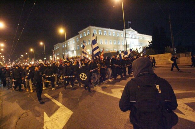 Το BBC στους δρόμους της Αθήνας με τη Χρυσή Αυγή