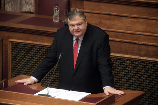 Βενιζέλος: Θα κάνω τα πάντα χωρίς ταμπού για να αναγεννηθεί το ΠΑΣΟΚ