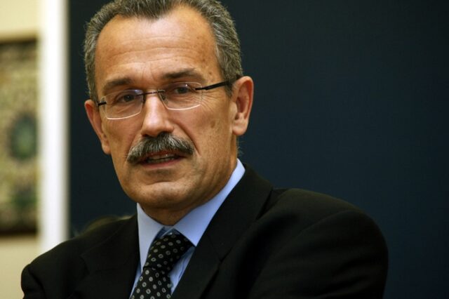 Απάντηση Καψή σε Μιχαλολιάκο για το Ολοκαύτωμα