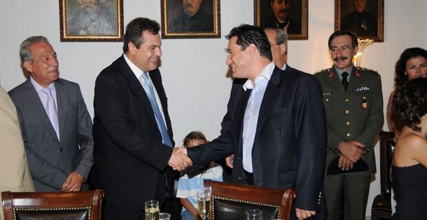 Γεωργιάδης : “Είναι γελοία η εικόνα του Καμμένου”