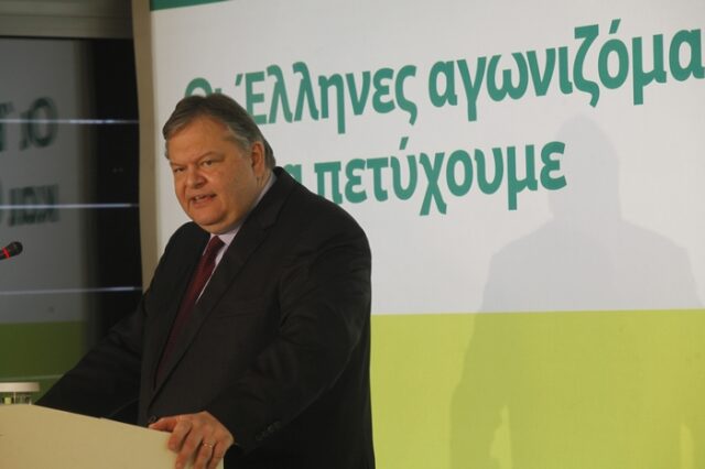 Ευ. Βενιζέλος: “Χάνουμε πολύτιμο ιστορικό χρόνο”