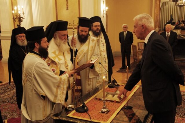 Ανακοινώθηκε η κυβέρνηση Πικραμμένου