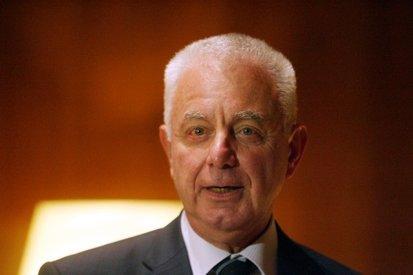 Ο πρωθυπουργός ζητά περιορισμό του εκλογικού κόστους