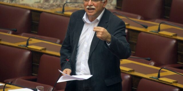 Παπαδημούλης: Ο Μπεντίτ τα έβαλε με τον ΣΥΡΙΖΑ γιατί έμειναν εκτός οι Οικολόγοι Πράσινοι