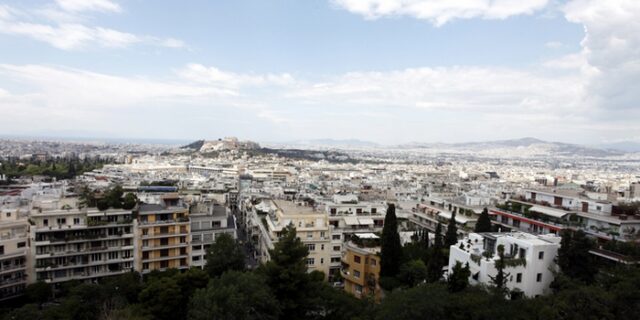 Χάος με τα ακίνητα: Φρένο στις γονικές παροχές για οφειλέτες Δημοσίου