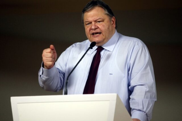 ΠΑΣΟΚ: Τι αλλάζει στα ψηφοδέλτια – Τα νέα ονόματα