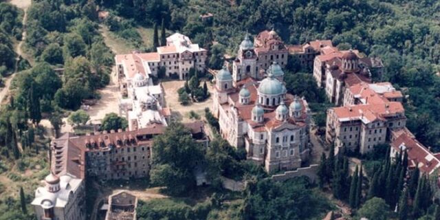 Ιερό αίτημα για… φοροαπαλλαγές