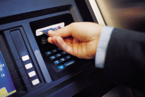 ΕΕΤ: Συστάσεις προς τραπεζικούς πελάτες ηλεκτρονικής τραπεζικής