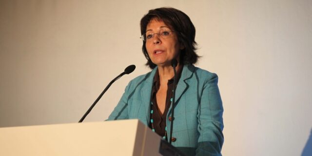 Δαμανάκη: “Δώστε χρόνο στην Ελλάδα”